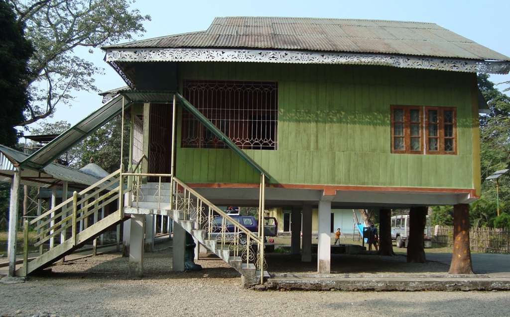Government accommodation at Mendabari