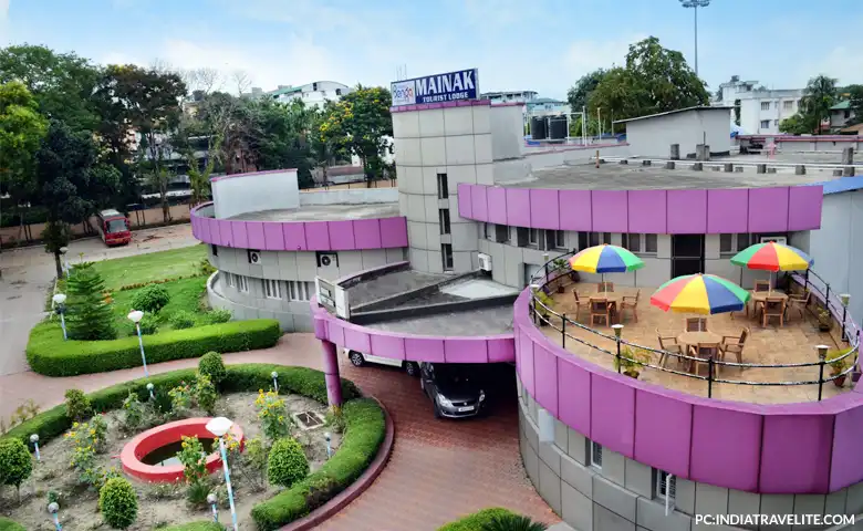 mainak tourist lodge siliguri