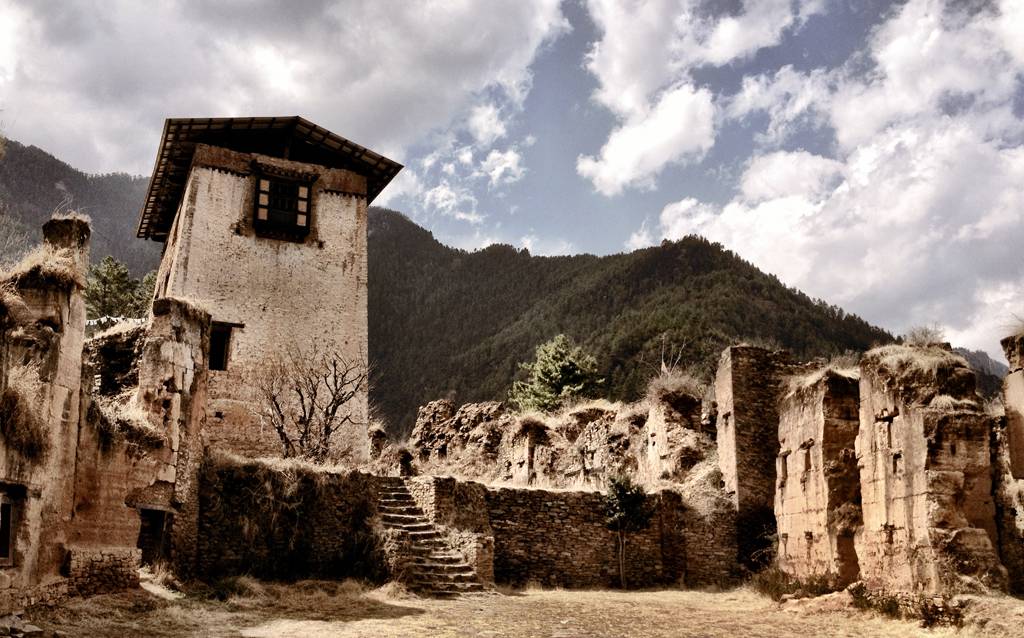 Drukgyel Dzong – Fortress of the Victorious Drukpa | North Bengal Tourism