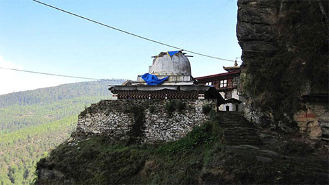 Dzongdrakha Goemba