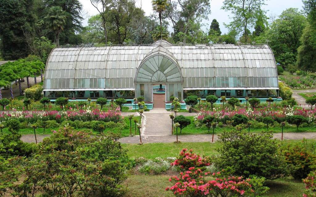 Lloyds Botanical Garden