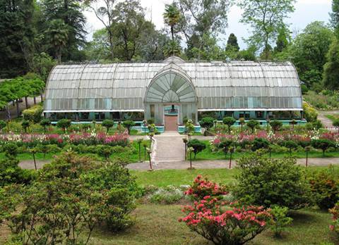 Llyod Botanical Garden