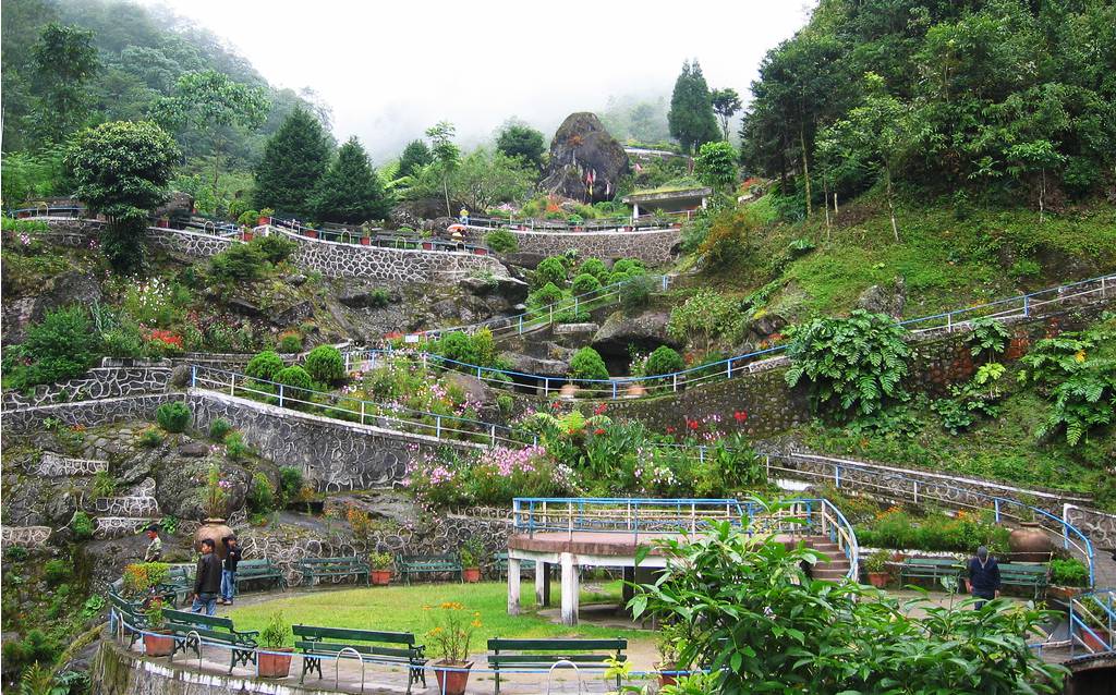 Barbotey Rock Garden in Darjeeling, Places to visit in Darjeeling ...