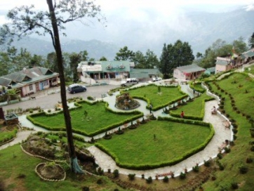Transfer to Darjeeling via Lamahatta