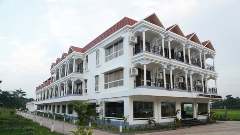 HOTEL DEBRANI INTERNATIOnAL
