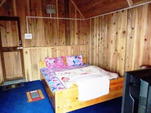 Book Non-AC Double Bed Cottage (View Room) at Cerulean Inn, Kalimpong