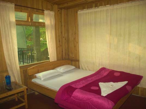 Book Non-AC Deluxe Double Bed at Blue Heaven, Kalimpong