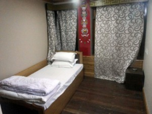 Book Non-AC Deluxe Single Bedroom at Hotel Taktsang, Darjeeling
