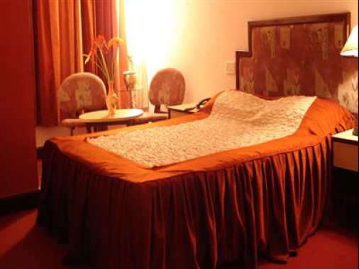 Book Non-AC Attic Rooms at Hotel Anand Palace, Darjeeling