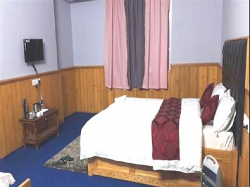 Book Non-AC Deluxe Room  at Hotel Hill Lachhung, Sikkim
