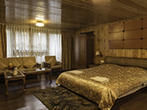 Book Non-AC HoneyMoon Suite at Dekeling Hotel, Darjeeling