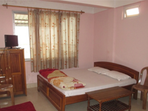  Standard triple bed Non-AC Room