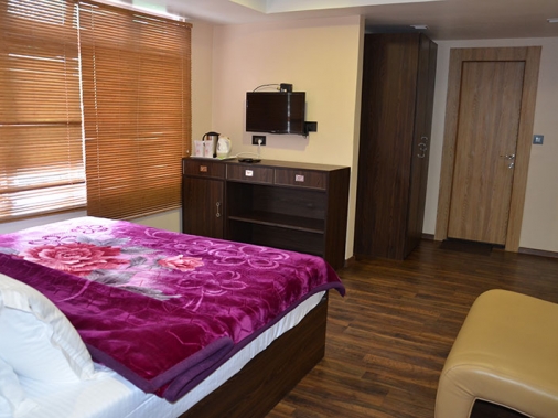Book Non-AC DELUXE at Jewel of the East, Sikkim
