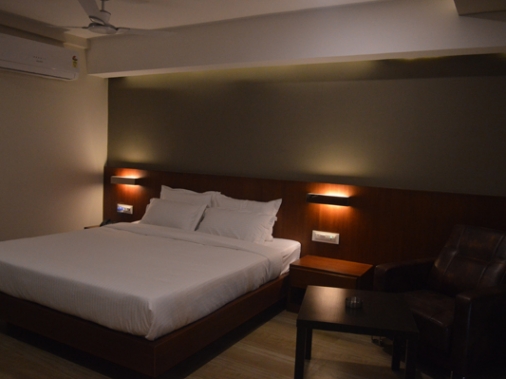 Book AC PREMIUM ROOMS DOUBLE with CP at Elan Sky View, Siliguri