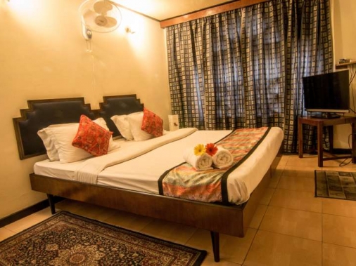 Book Non-AC Deluxe Room at Central Hill Resort , Sikkim
