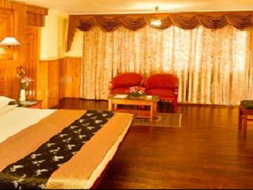 Book Non-AC Double or Twin Delaxe at Snowlion Homestay, Darjeeling