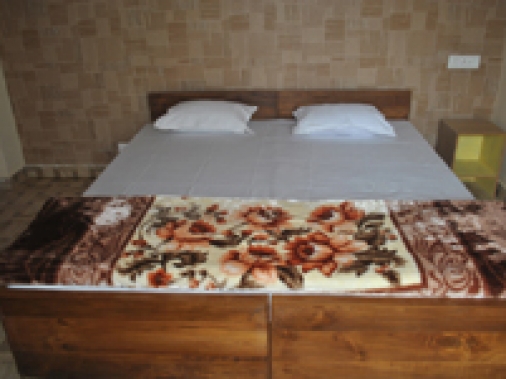 Super Deluxe Double Bed AC Room